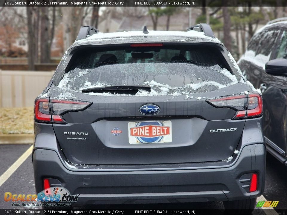 2021 Subaru Outback 2.5i Premium Magnetite Gray Metallic / Gray Photo #6