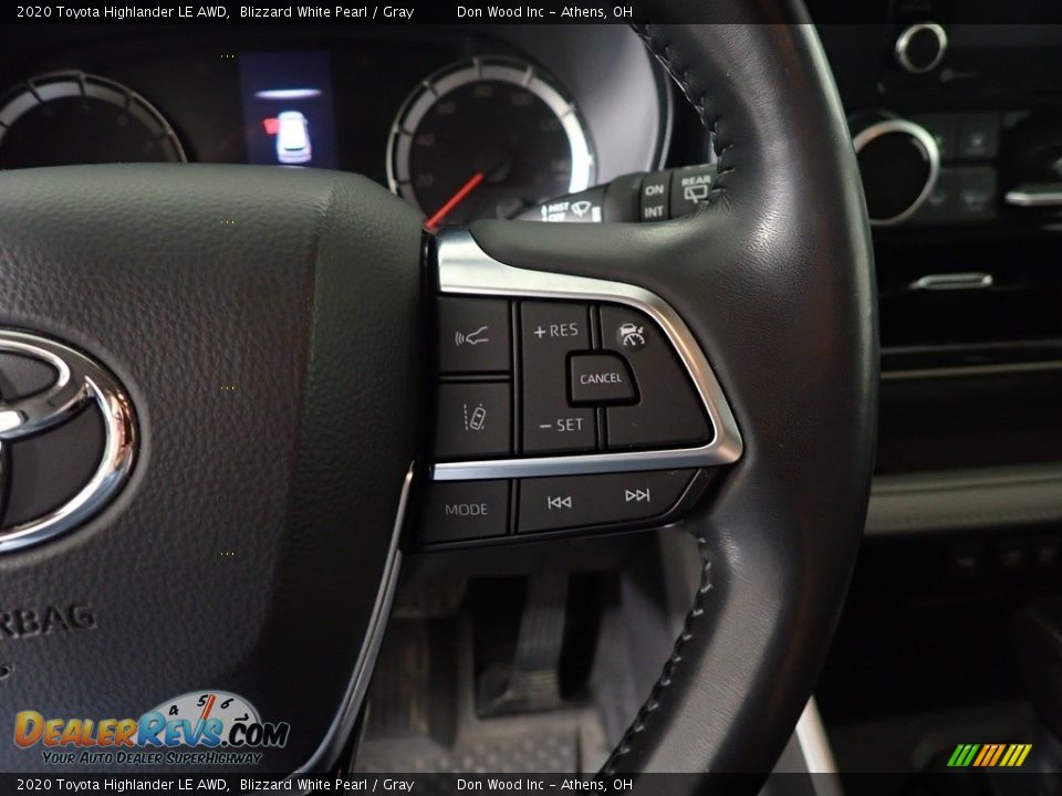 2020 Toyota Highlander LE AWD Blizzard White Pearl / Gray Photo #27