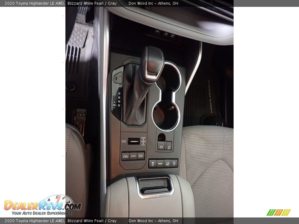 2020 Toyota Highlander LE AWD Blizzard White Pearl / Gray Photo #29