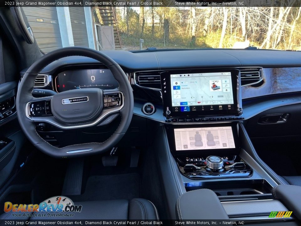 Dashboard of 2023 Jeep Grand Wagoneer Obsidian 4x4 Photo #30