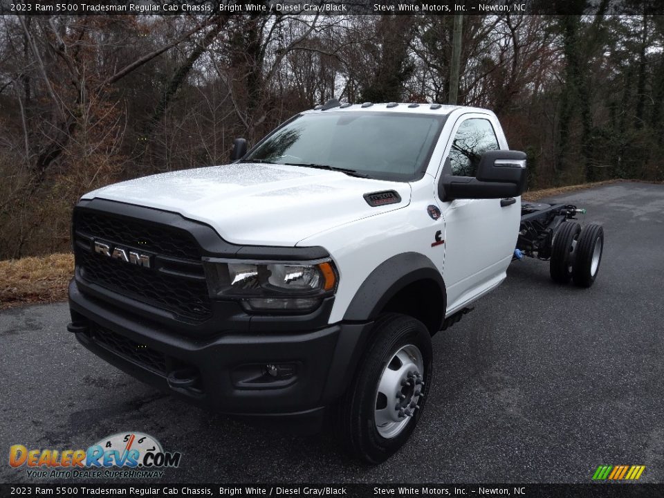 Front 3/4 View of 2023 Ram 5500 Tradesman Regular Cab Chassis Photo #2