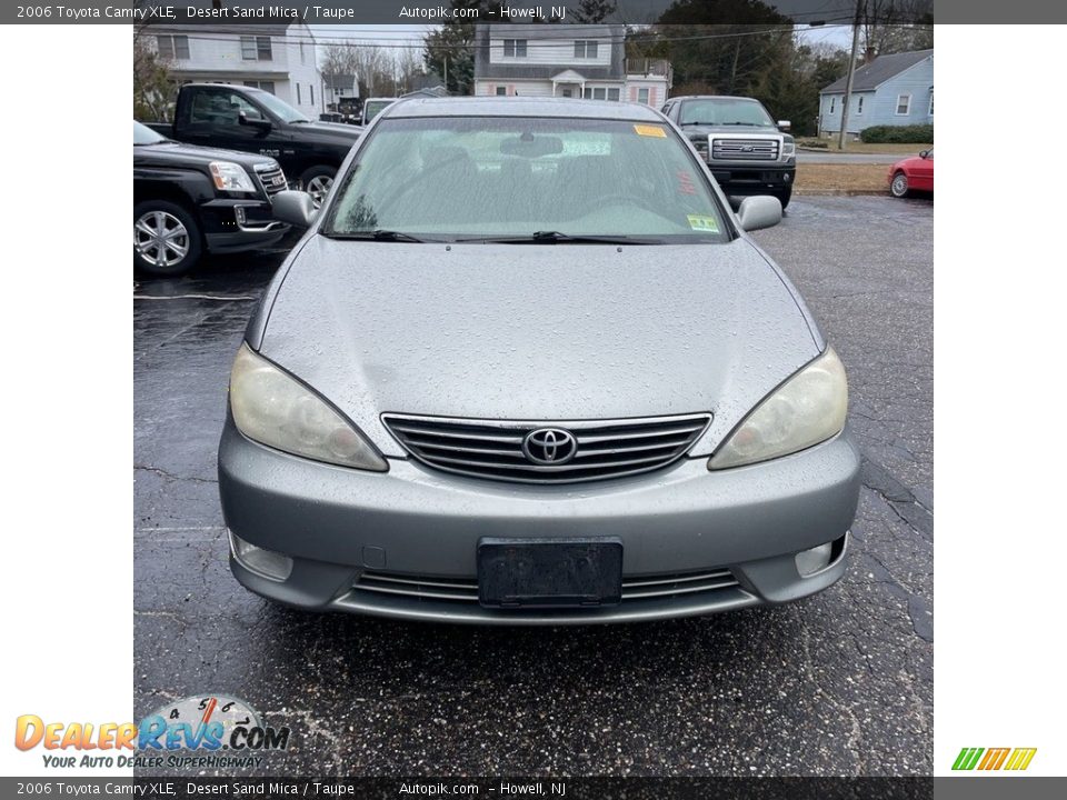 2006 Toyota Camry XLE Desert Sand Mica / Taupe Photo #8