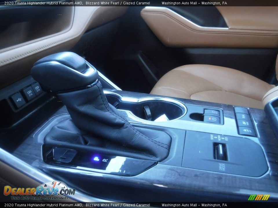 2020 Toyota Highlander Hybrid Platinum AWD Shifter Photo #16