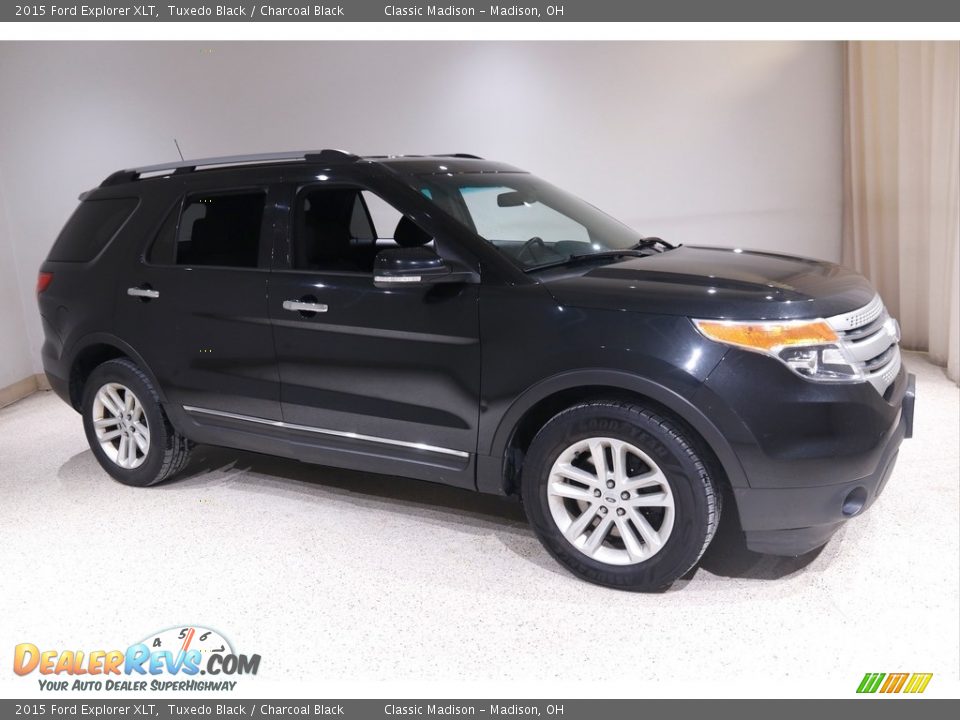 2015 Ford Explorer XLT Tuxedo Black / Charcoal Black Photo #1