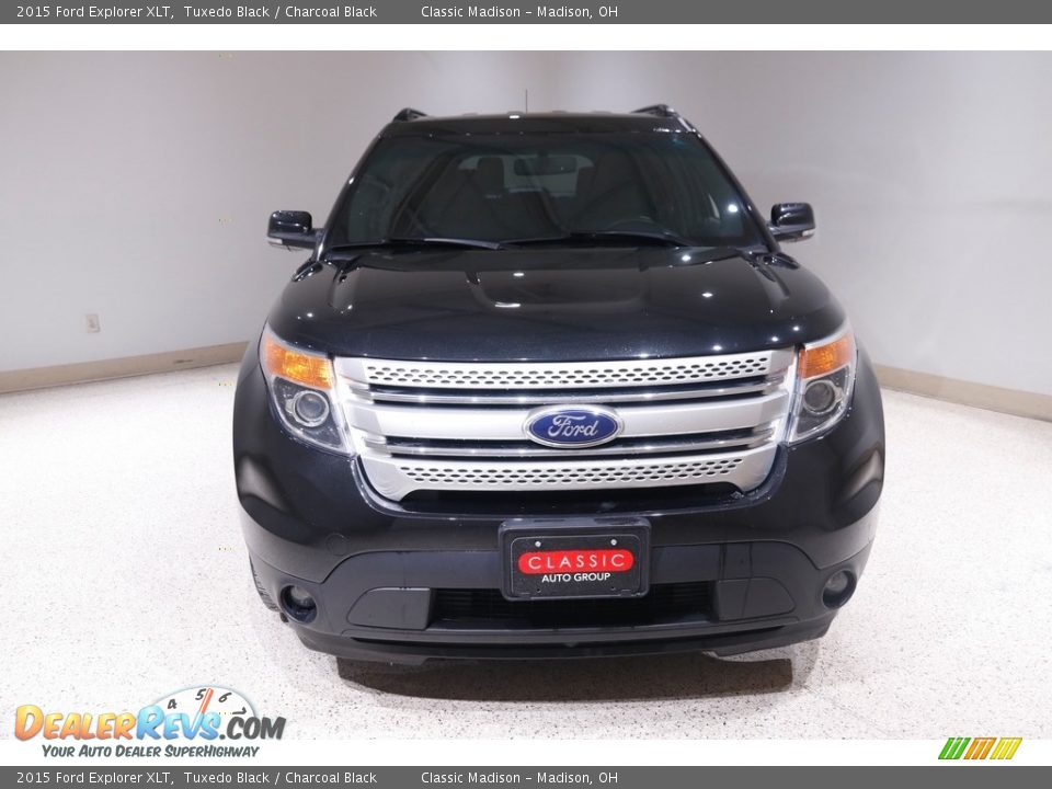 2015 Ford Explorer XLT Tuxedo Black / Charcoal Black Photo #2