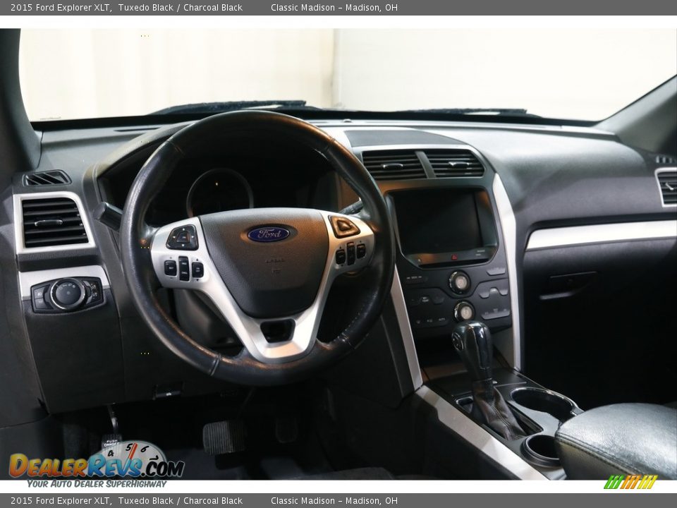 2015 Ford Explorer XLT Tuxedo Black / Charcoal Black Photo #6