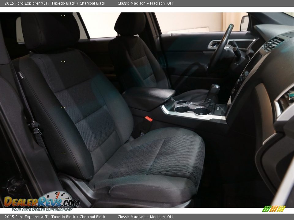 2015 Ford Explorer XLT Tuxedo Black / Charcoal Black Photo #13