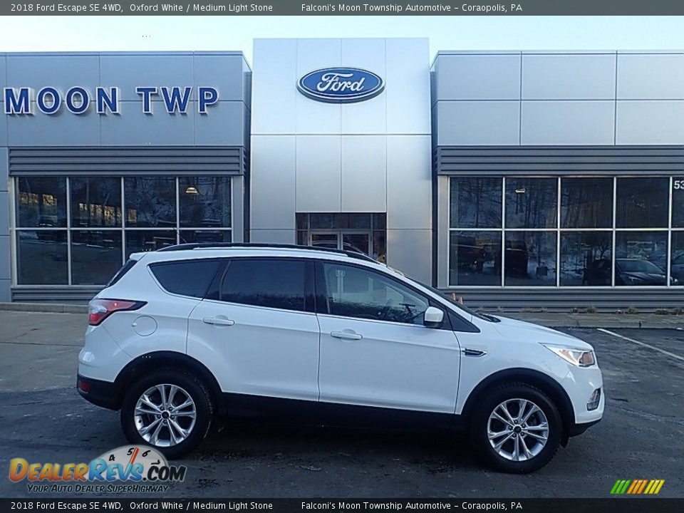 2018 Ford Escape SE 4WD Oxford White / Medium Light Stone Photo #1