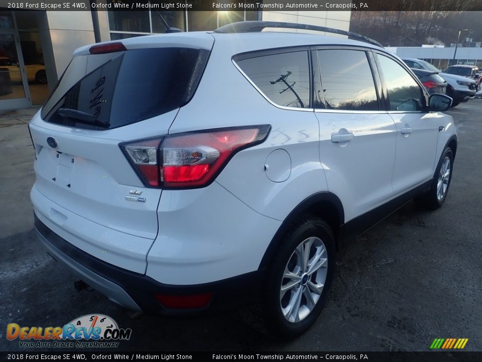 2018 Ford Escape SE 4WD Oxford White / Medium Light Stone Photo #2