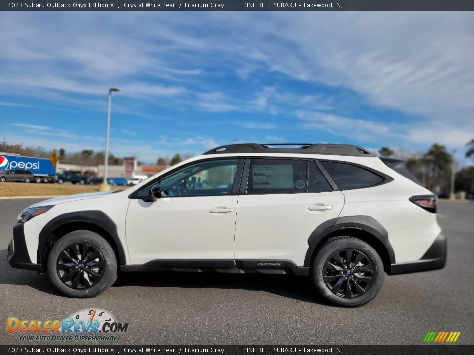 Crystal White Pearl 2023 Subaru Outback Onyx Edition XT Photo #3