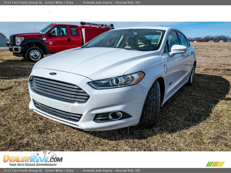 2013 Ford Fusion Energi SE Oxford White / Dune Photo #8