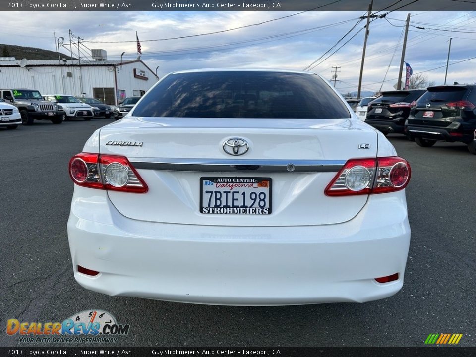 2013 Toyota Corolla LE Super White / Ash Photo #5