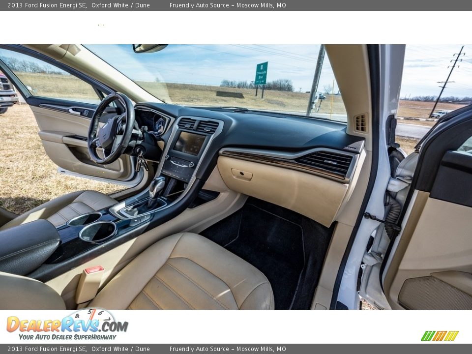 Dashboard of 2013 Ford Fusion Energi SE Photo #21