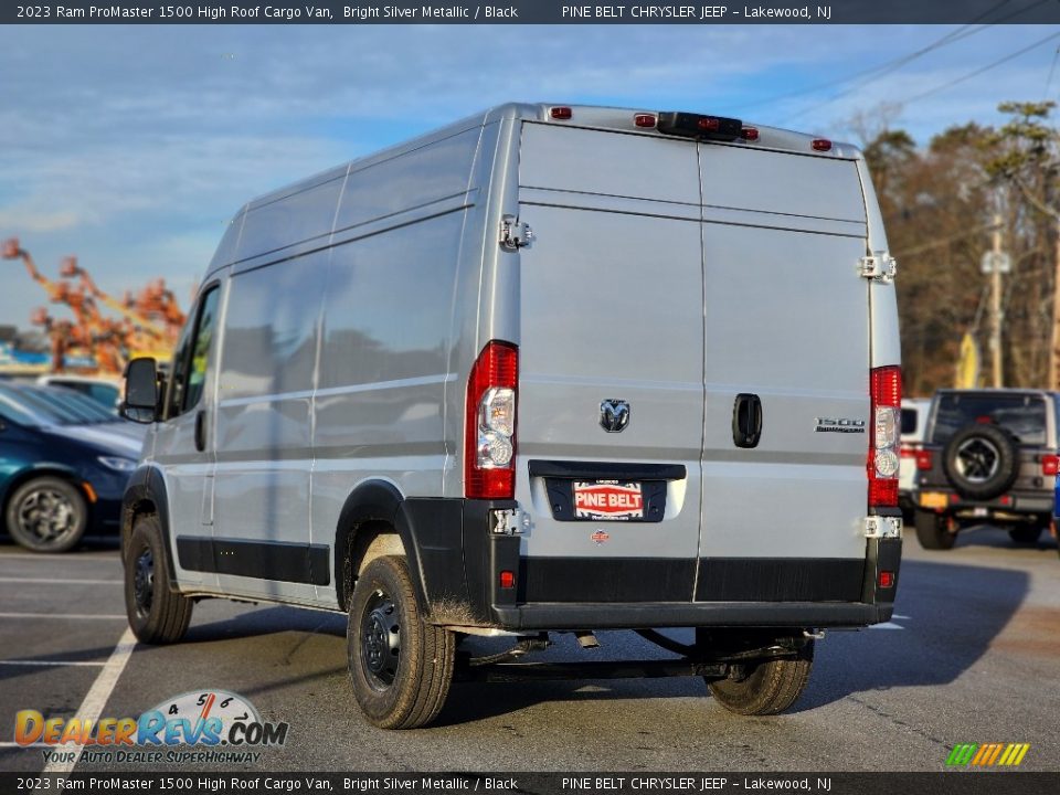 2023 Ram ProMaster 1500 High Roof Cargo Van Bright Silver Metallic / Black Photo #4