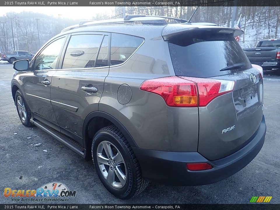 2015 Toyota RAV4 XLE Pyrite Mica / Latte Photo #5