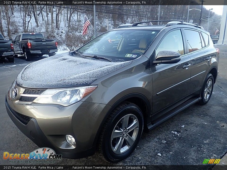 2015 Toyota RAV4 XLE Pyrite Mica / Latte Photo #7