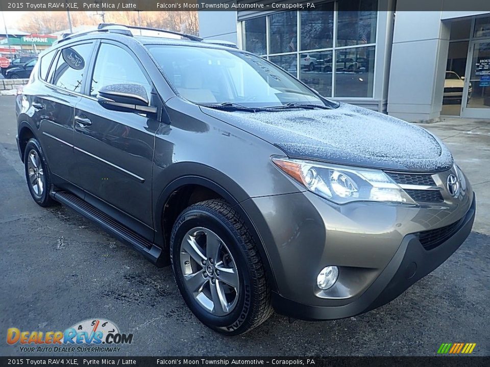 2015 Toyota RAV4 XLE Pyrite Mica / Latte Photo #9