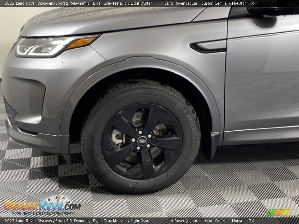 2023 Land Rover Discovery Sport S R-Dynamic Eiger Gray Metallic / Light Oyster Photo #9