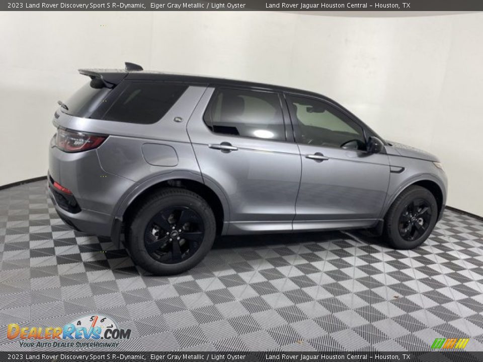 2023 Land Rover Discovery Sport S R-Dynamic Eiger Gray Metallic / Light Oyster Photo #11