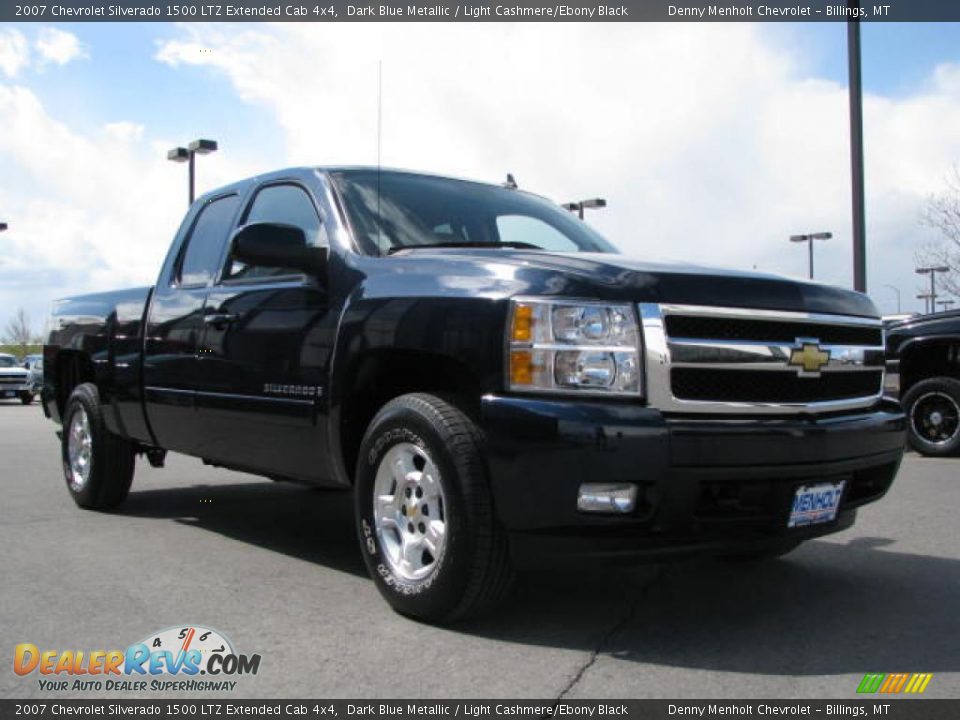 2007 Chevrolet Silverado 1500 LTZ Extended Cab 4x4 Dark Blue Metallic / Light Cashmere/Ebony Black Photo #3