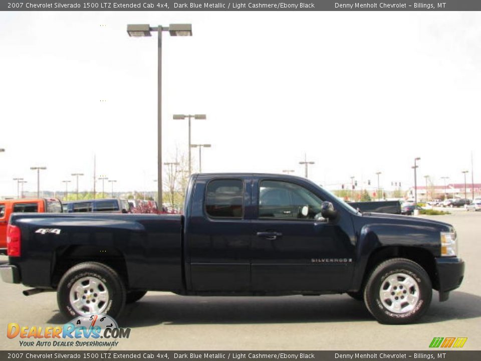 2007 Chevrolet Silverado 1500 LTZ Extended Cab 4x4 Dark Blue Metallic / Light Cashmere/Ebony Black Photo #4