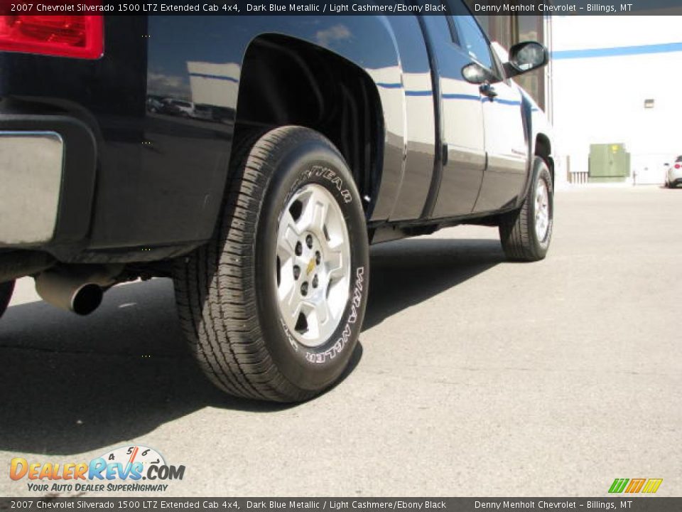 2007 Chevrolet Silverado 1500 LTZ Extended Cab 4x4 Dark Blue Metallic / Light Cashmere/Ebony Black Photo #6