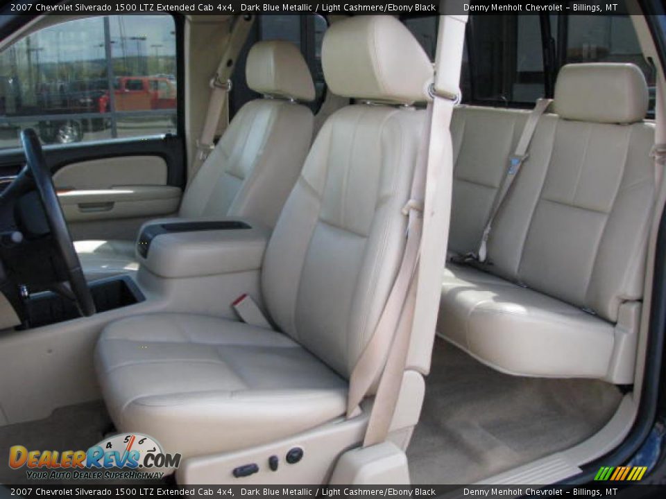 2007 Chevrolet Silverado 1500 LTZ Extended Cab 4x4 Dark Blue Metallic / Light Cashmere/Ebony Black Photo #8