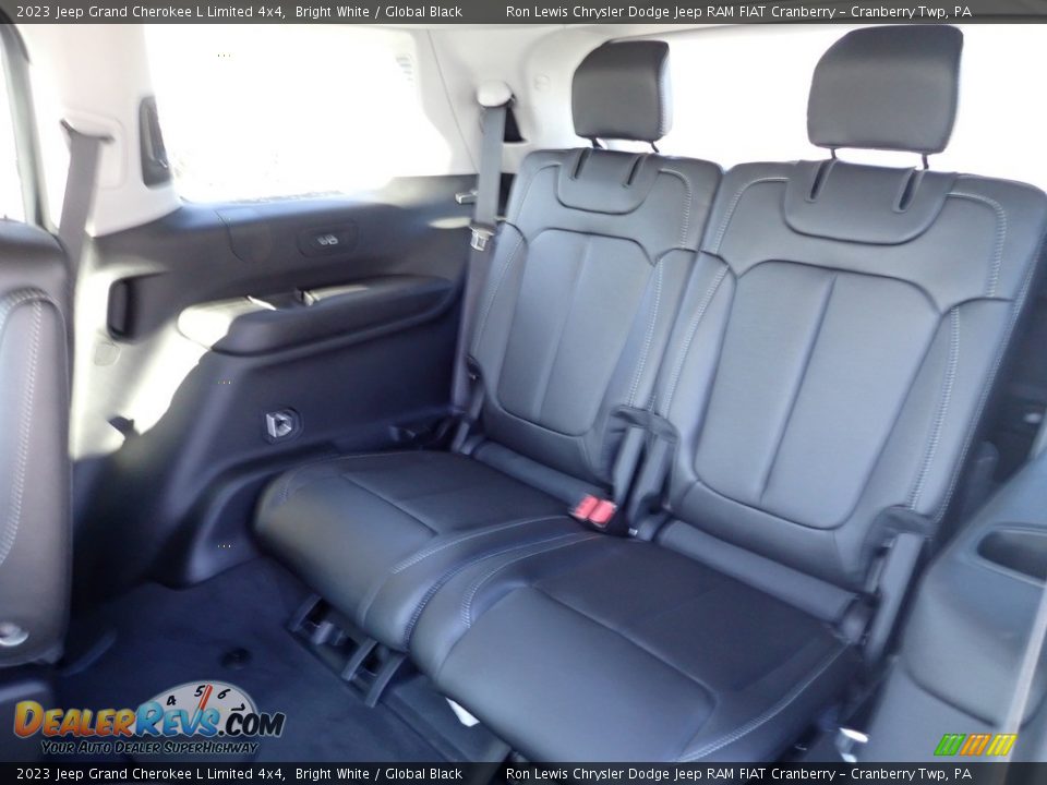 2023 Jeep Grand Cherokee L Limited 4x4 Bright White / Global Black Photo #9