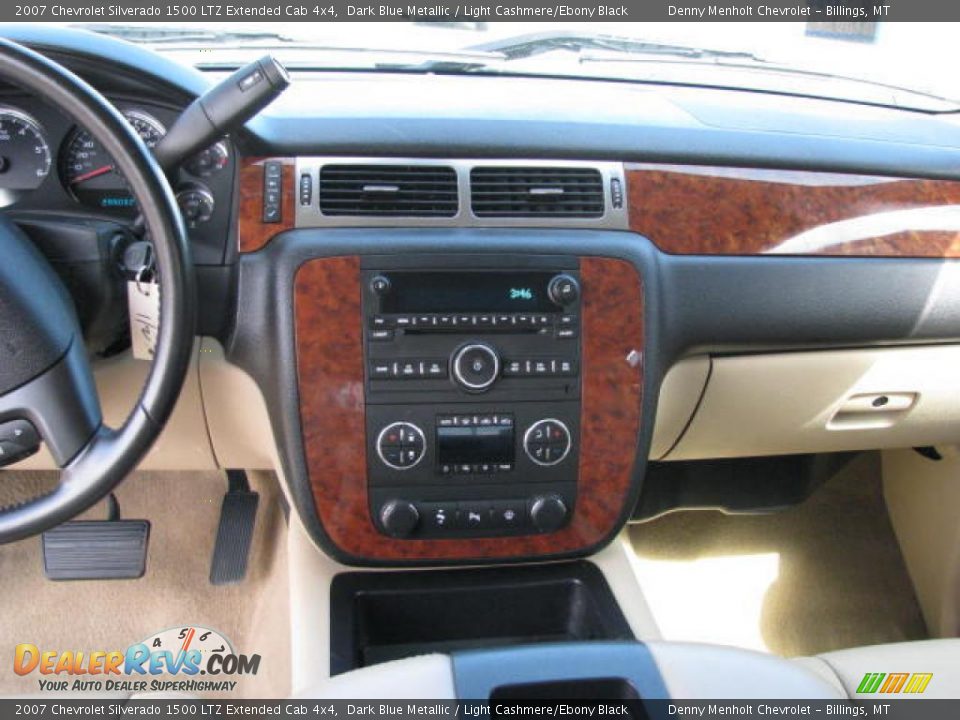 2007 Chevrolet Silverado 1500 LTZ Extended Cab 4x4 Dark Blue Metallic / Light Cashmere/Ebony Black Photo #9