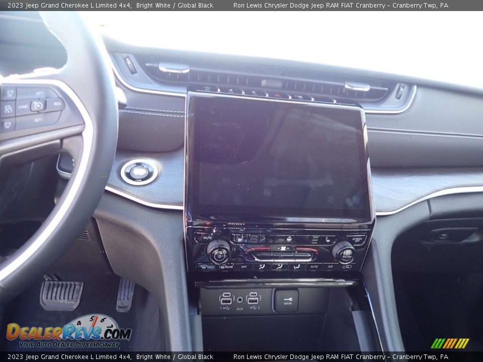 2023 Jeep Grand Cherokee L Limited 4x4 Bright White / Global Black Photo #15