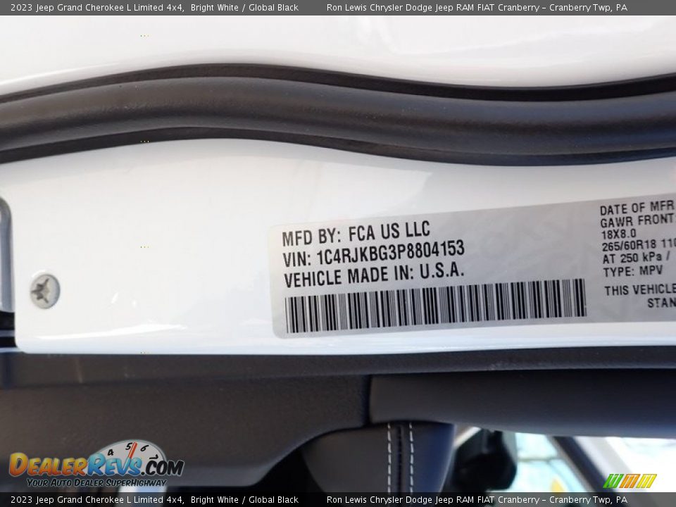 2023 Jeep Grand Cherokee L Limited 4x4 Bright White / Global Black Photo #20
