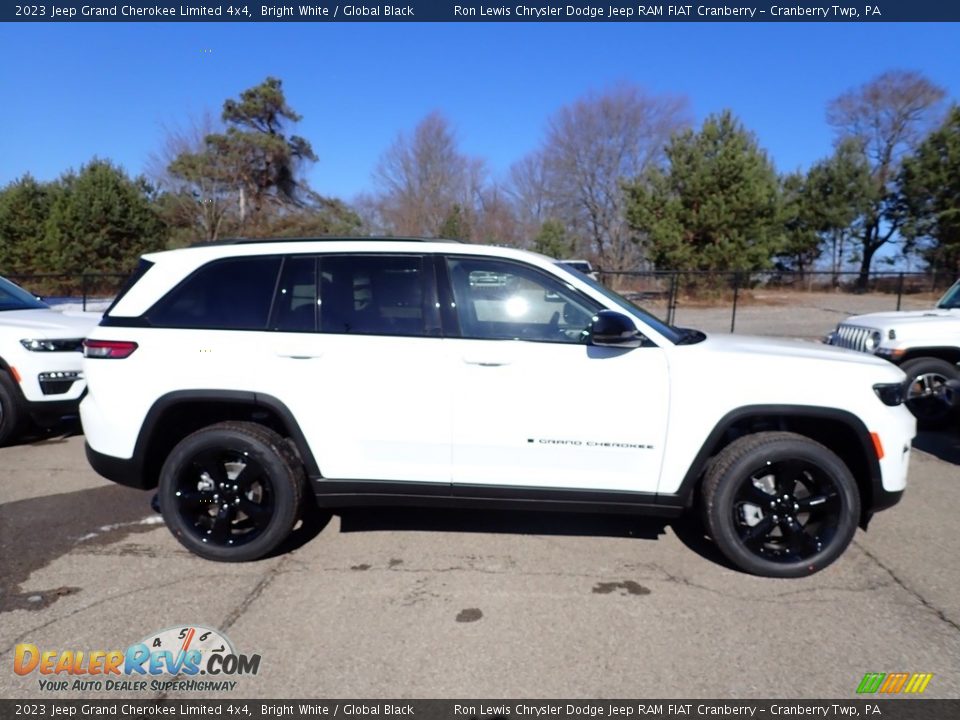 2023 Jeep Grand Cherokee Limited 4x4 Bright White / Global Black Photo #6