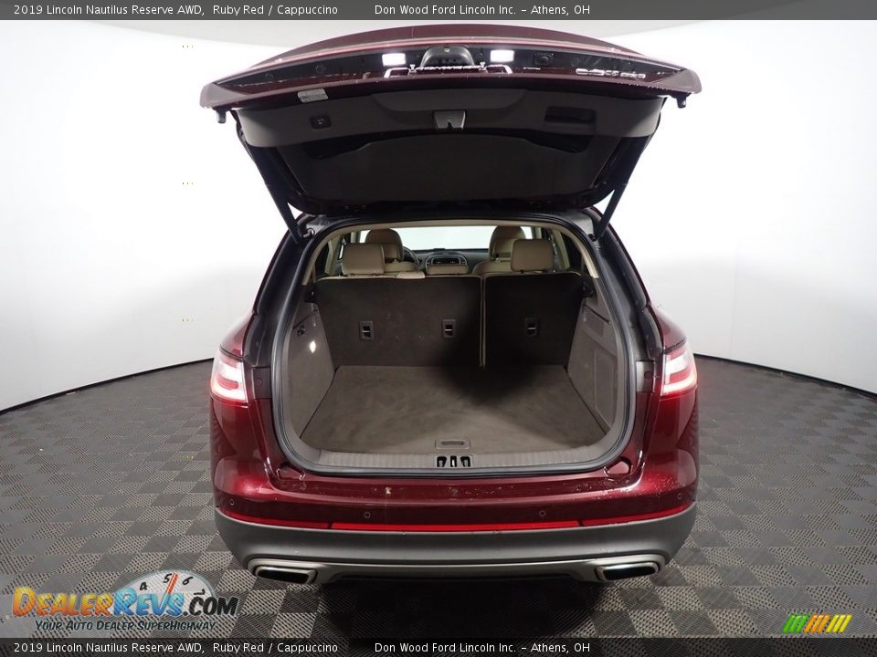 2019 Lincoln Nautilus Reserve AWD Ruby Red / Cappuccino Photo #16