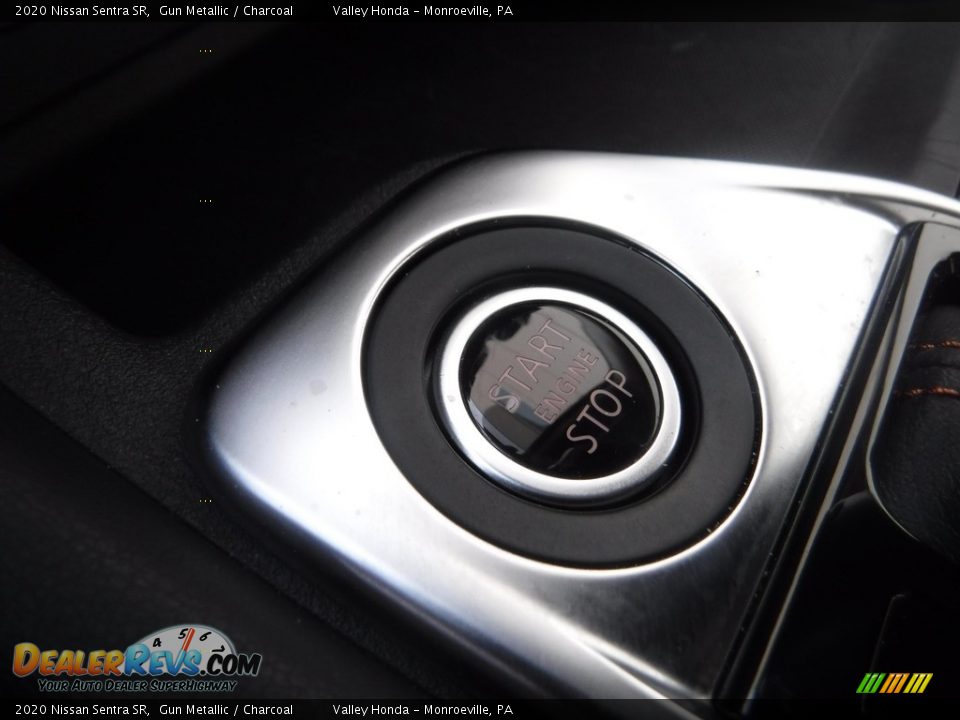 2020 Nissan Sentra SR Gun Metallic / Charcoal Photo #17