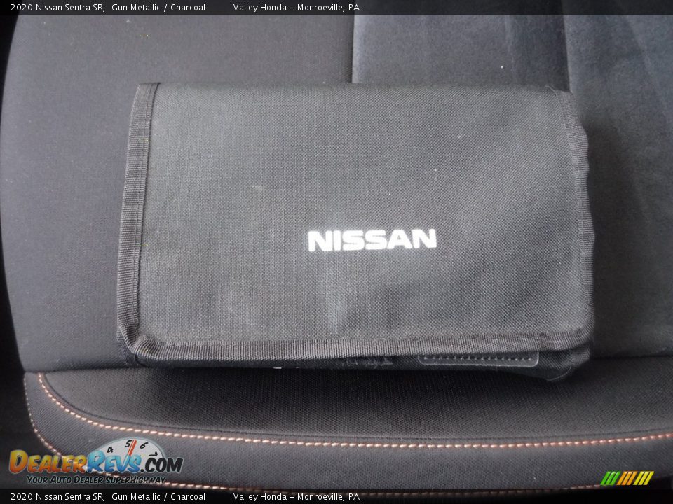 2020 Nissan Sentra SR Gun Metallic / Charcoal Photo #30