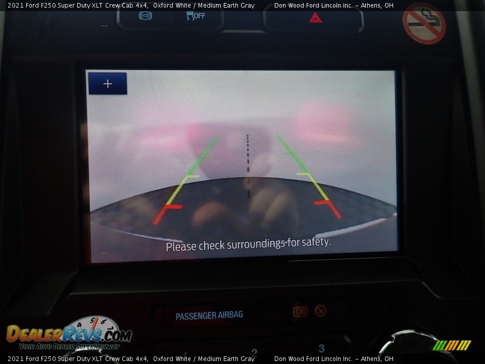 2021 Ford F250 Super Duty XLT Crew Cab 4x4 Oxford White / Medium Earth Gray Photo #2