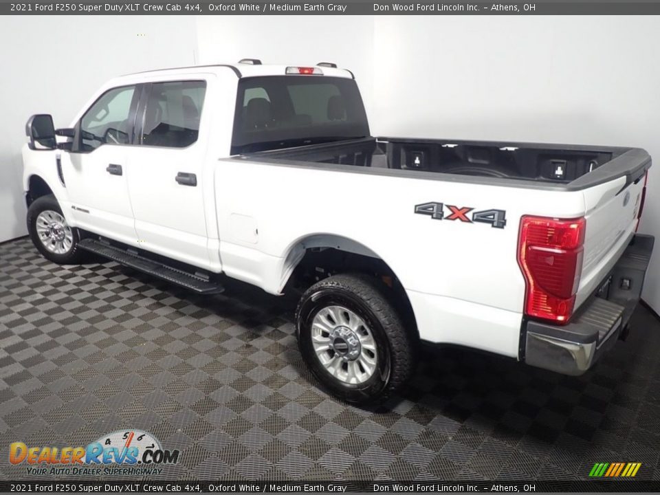 2021 Ford F250 Super Duty XLT Crew Cab 4x4 Oxford White / Medium Earth Gray Photo #8