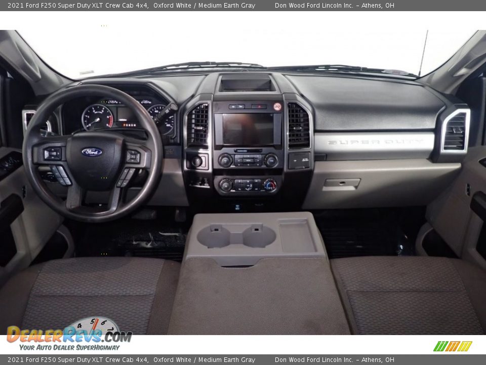 2021 Ford F250 Super Duty XLT Crew Cab 4x4 Oxford White / Medium Earth Gray Photo #11