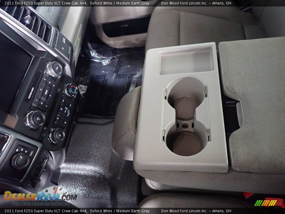 2021 Ford F250 Super Duty XLT Crew Cab 4x4 Oxford White / Medium Earth Gray Photo #24