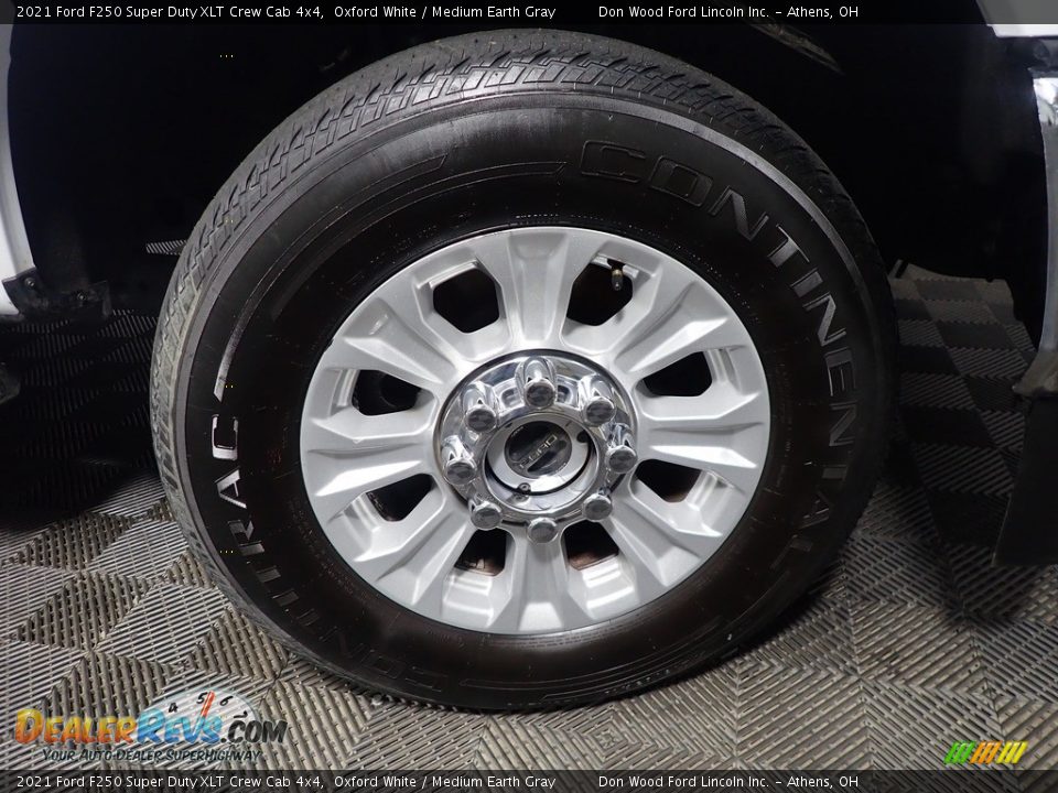 2021 Ford F250 Super Duty XLT Crew Cab 4x4 Oxford White / Medium Earth Gray Photo #33