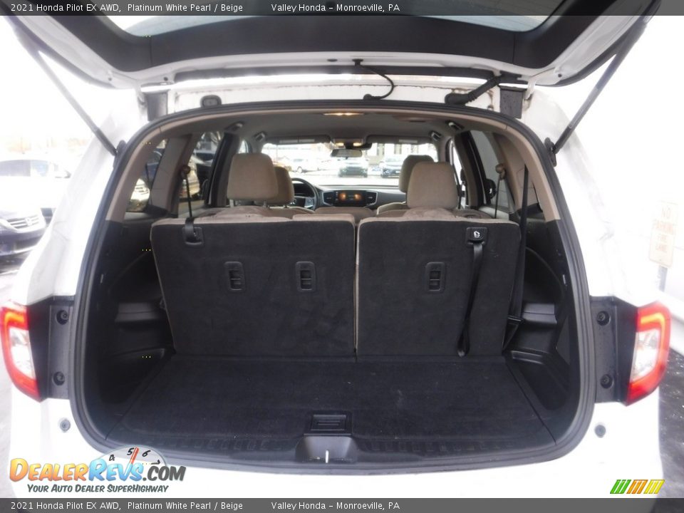 2021 Honda Pilot EX AWD Platinum White Pearl / Beige Photo #28