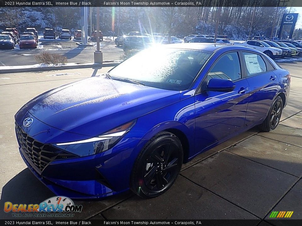 2023 Hyundai Elantra SEL Intense Blue / Black Photo #7