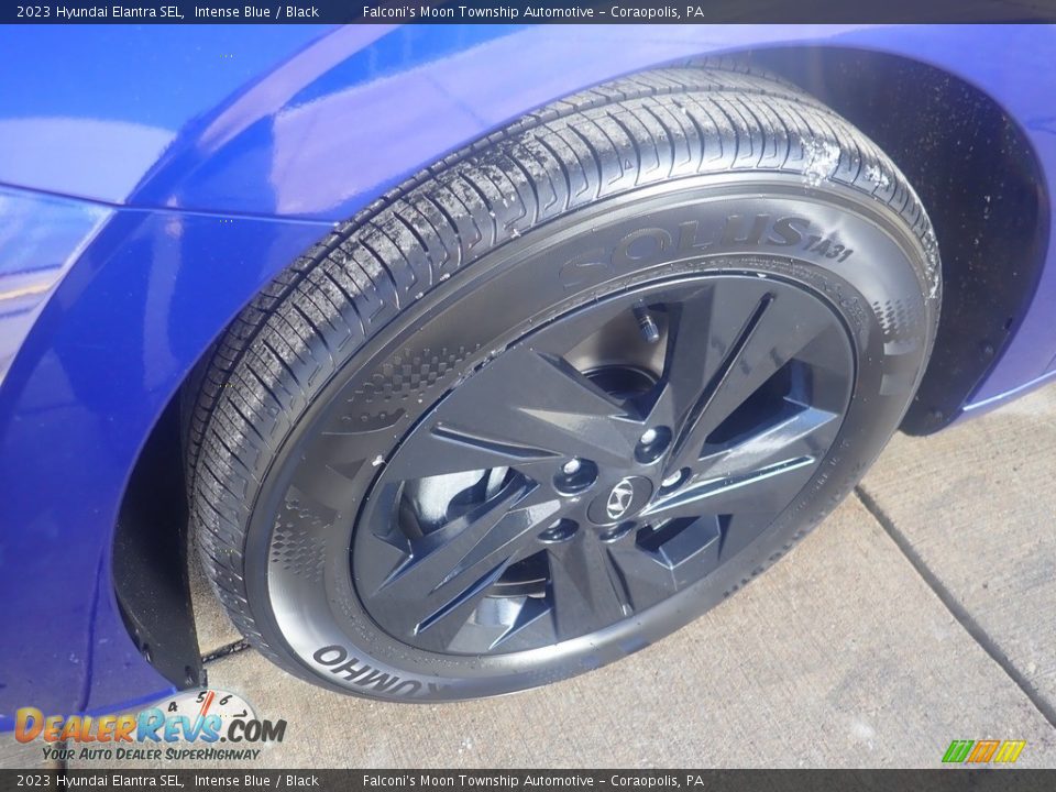 2023 Hyundai Elantra SEL Intense Blue / Black Photo #10