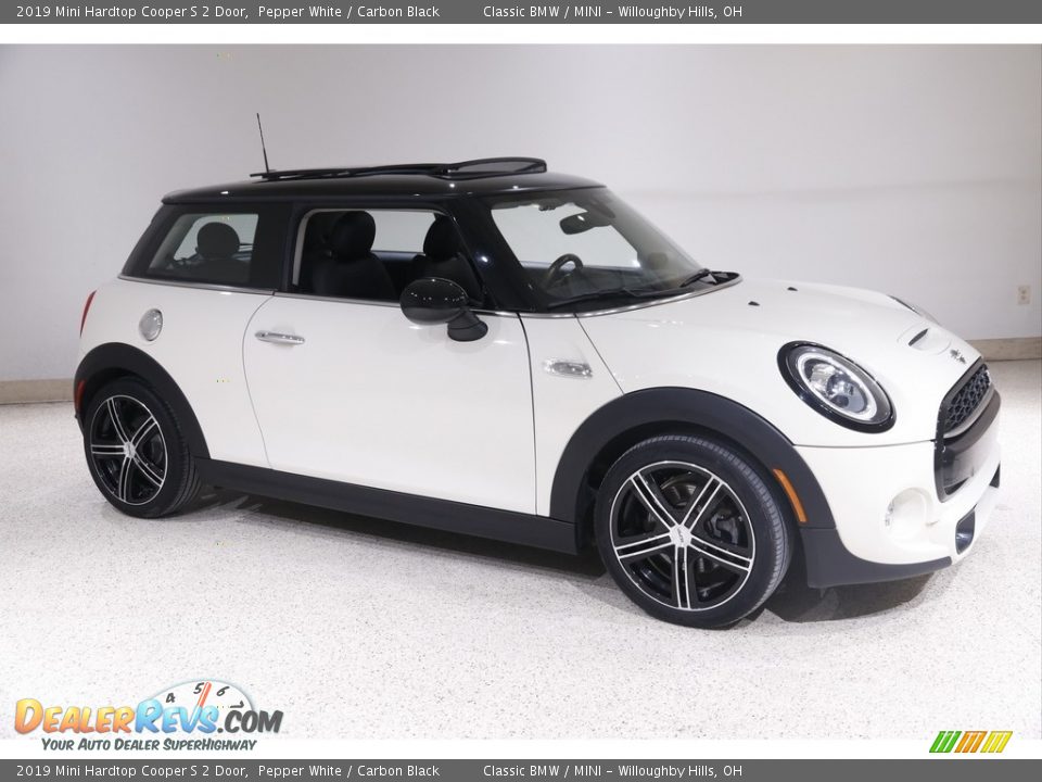 2019 Mini Hardtop Cooper S 2 Door Pepper White / Carbon Black Photo #1