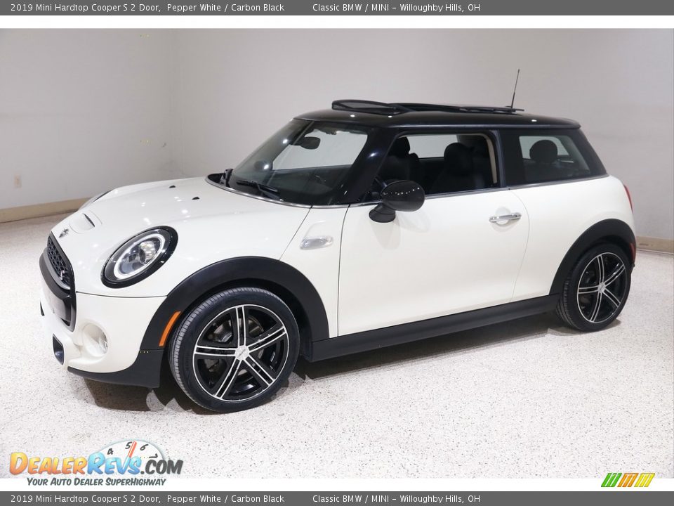 2019 Mini Hardtop Cooper S 2 Door Pepper White / Carbon Black Photo #3