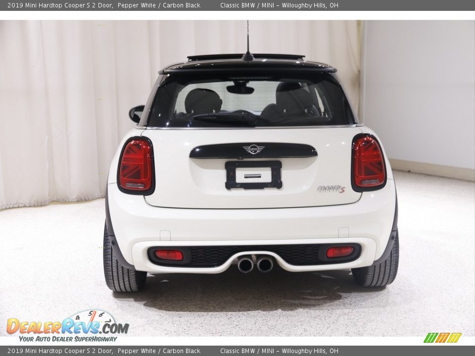 2019 Mini Hardtop Cooper S 2 Door Pepper White / Carbon Black Photo #18