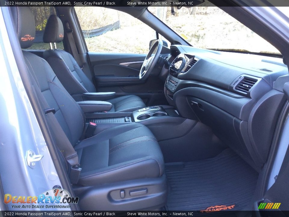 Front Seat of 2022 Honda Passport TrailSport AWD Photo #15