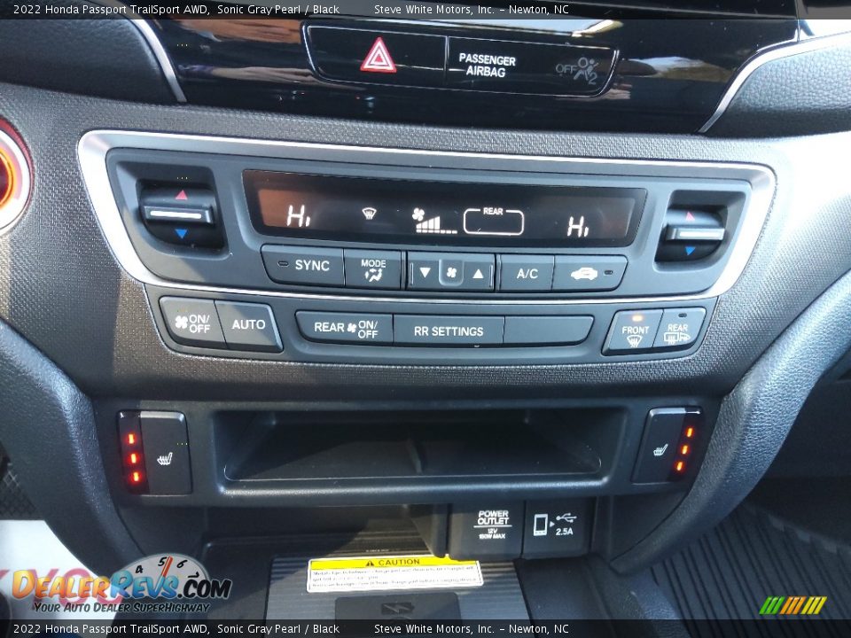 Controls of 2022 Honda Passport TrailSport AWD Photo #24