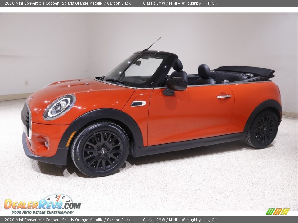 Front 3/4 View of 2020 Mini Convertible Cooper Photo #4