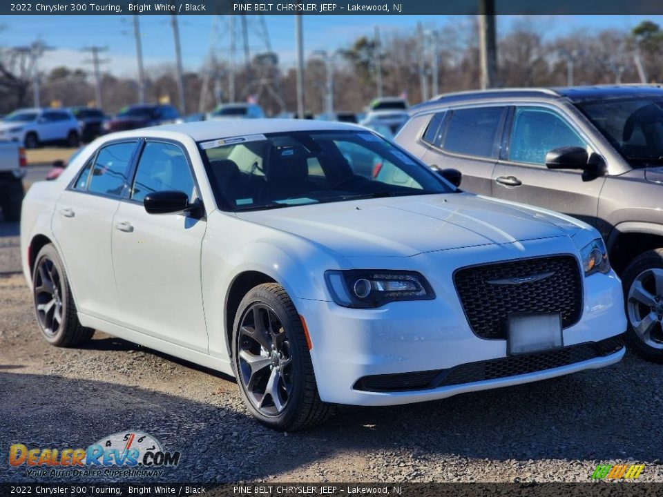 2022 Chrysler 300 Touring Bright White / Black Photo #3